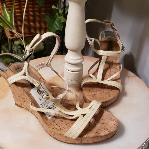 Michael Kors Cicely Wedge Sandal - Picture 4 of 9